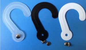 Móc nhựa treo vải dấu ?