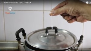 Dây rút nhựa gắn vào nắp xoong, nồi