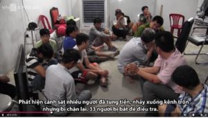 trói bằng dây rút nhựa